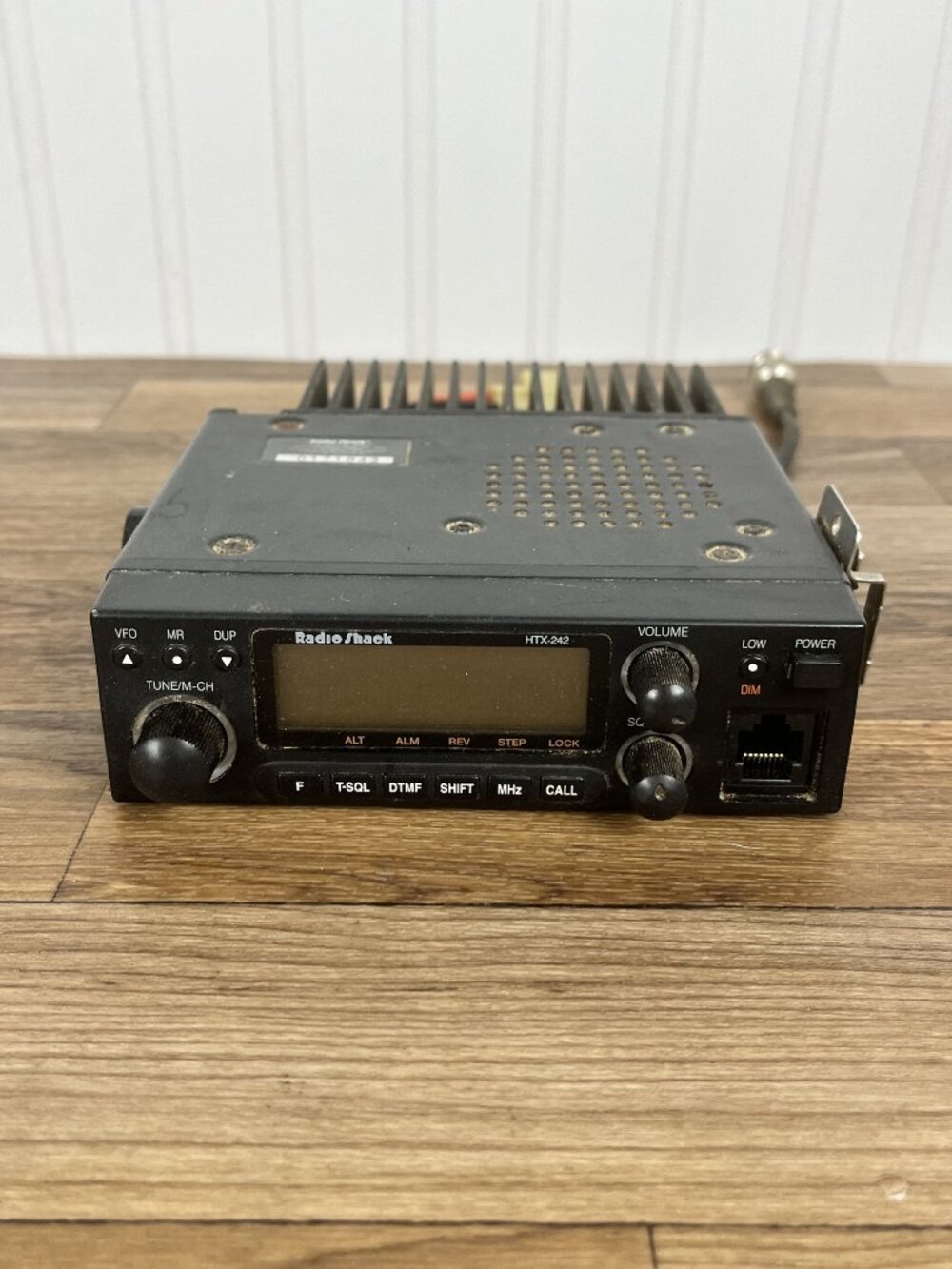 Radio Shack HTX-242-Meter Amateur VHF-FM Mobile Transceiver No Mic - Picture 1 of 9
